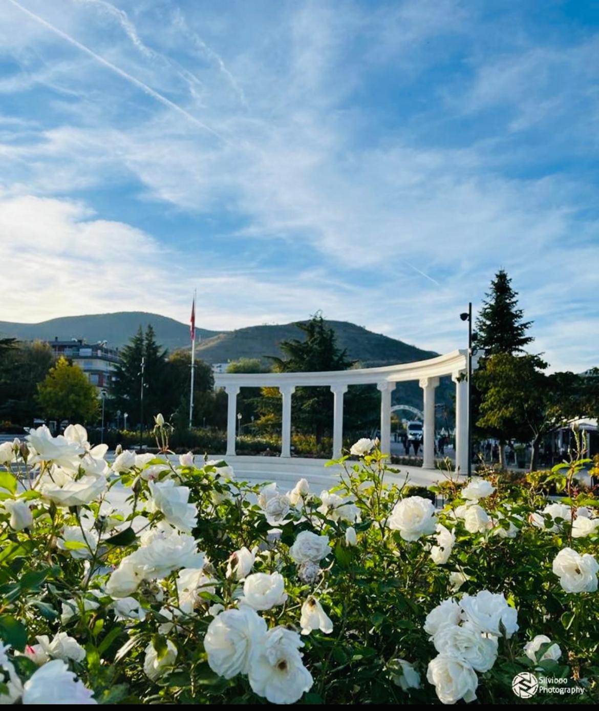 Ferienwohnung Charming House Pogradec Exterior foto