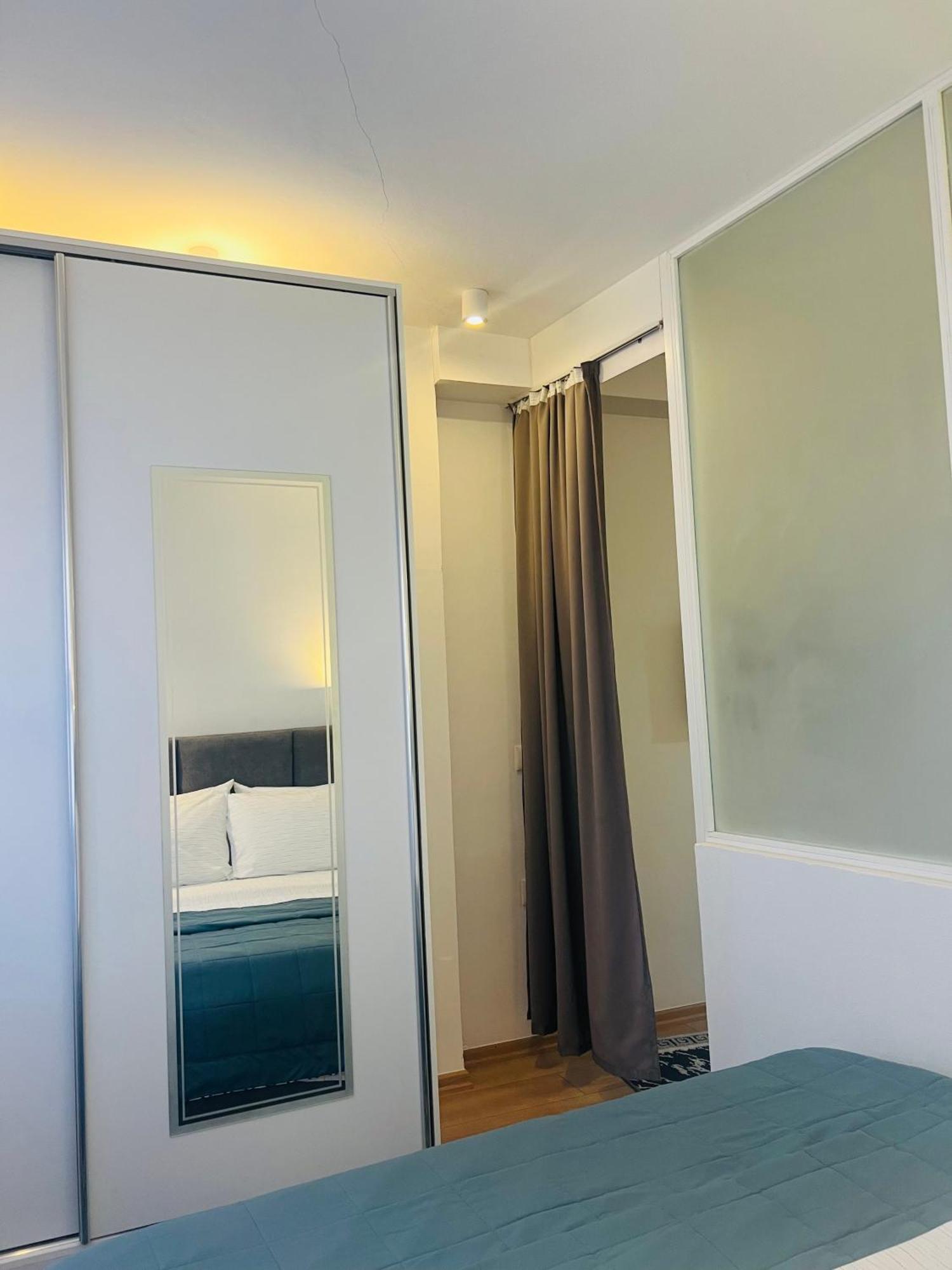 Ferienwohnung Charming House Pogradec Exterior foto