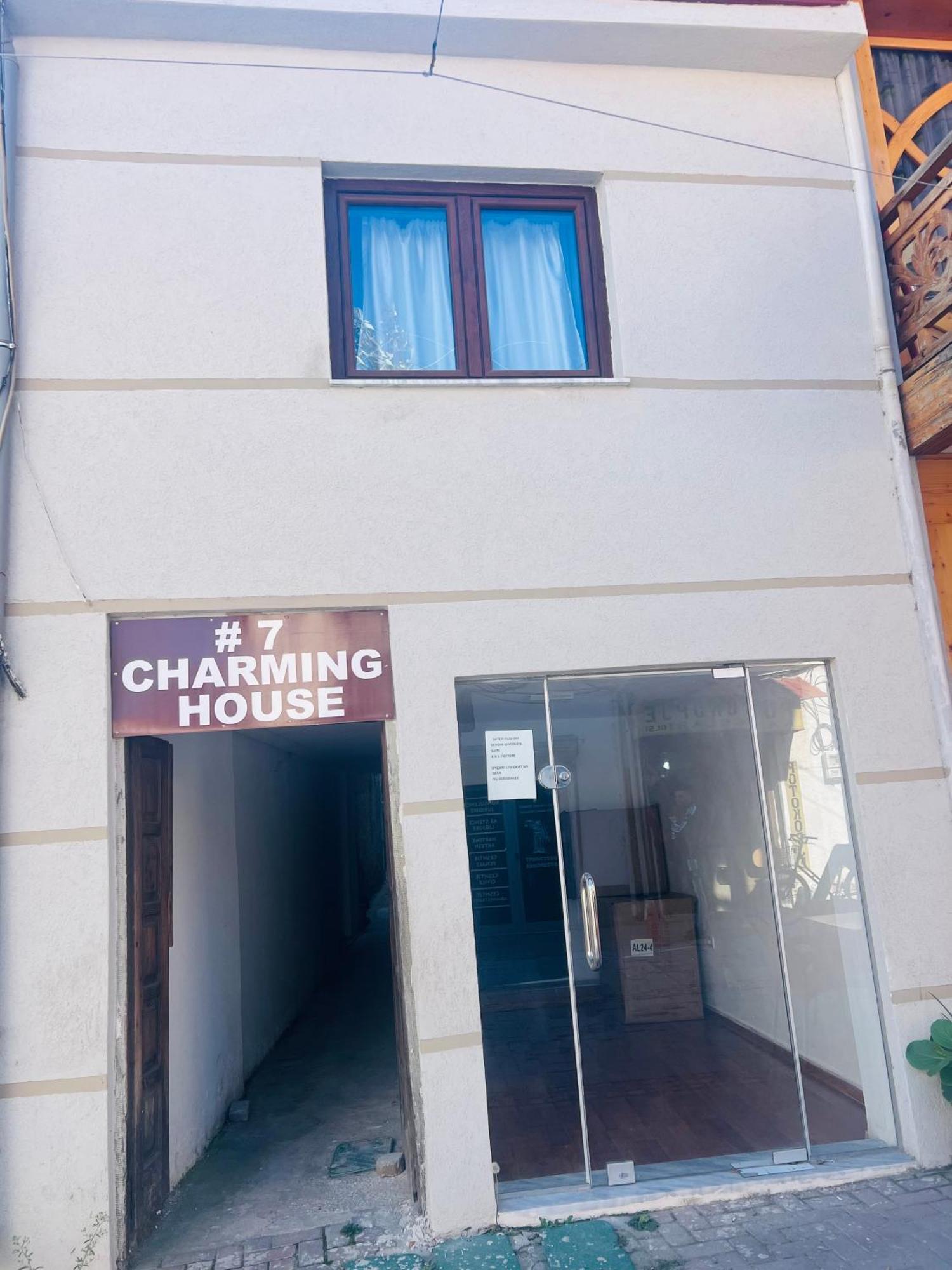 Ferienwohnung Charming House Pogradec Exterior foto